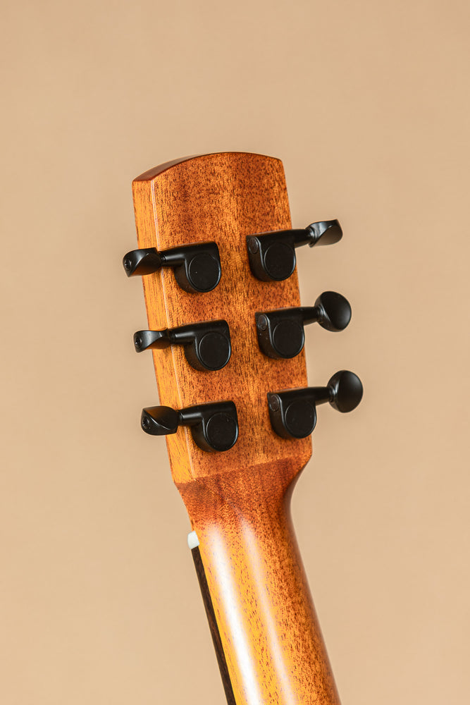 aNueNue M20 African Mahogany Guitar