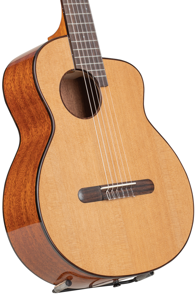 aNueNue M100 Original Series Spruce Mahogany Guitar